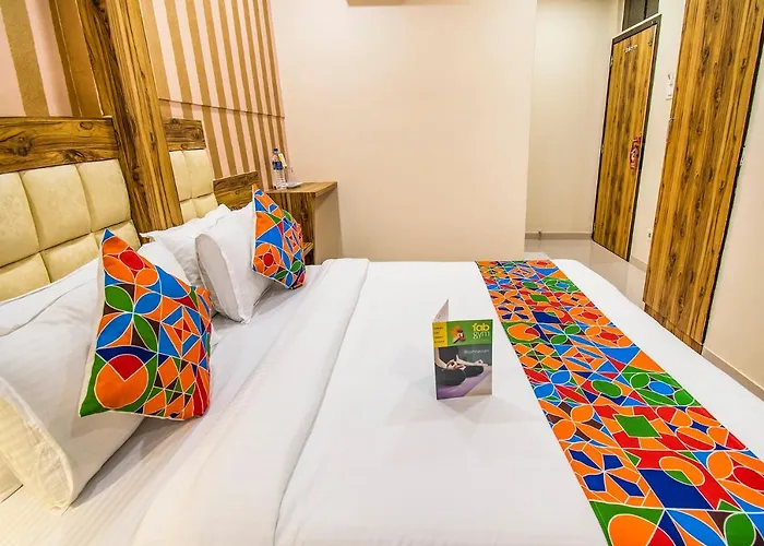 Fabexpress Orange Suites Santacruz East Mumbai